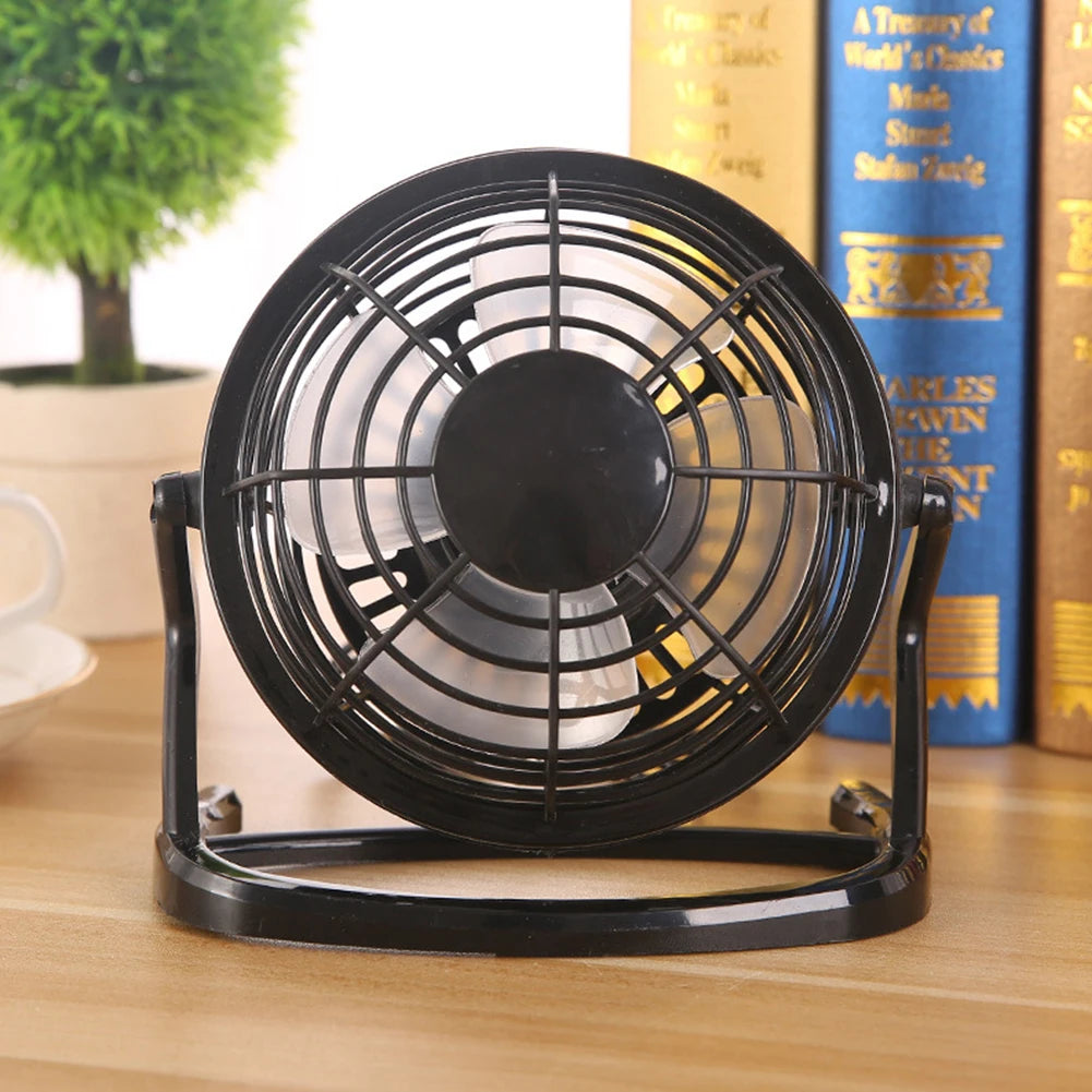 4 Inch Small Desktop Plastic Fan Mini Silent USB Rechargeable Adjustable Portable for Student Dormitory Office Fan Cooling Fan