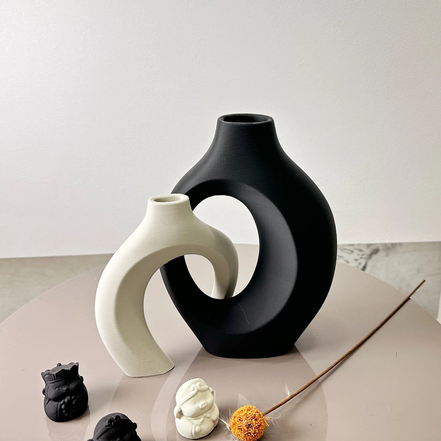 2 Piece Hug Large Size Dried Vase Max 8.66 Inch, Suitable for Home Decoration Ornaments, Office Decoration Flower Arrangement Dr