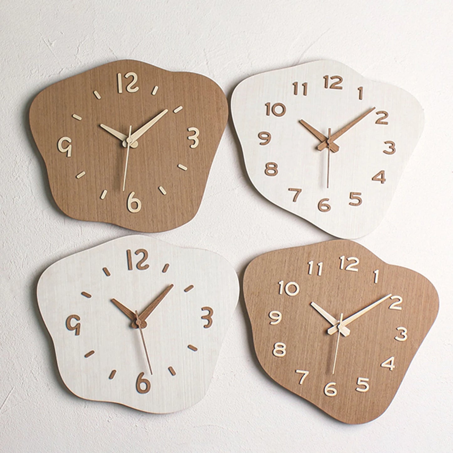 Modern Decorative Wood Wall Clock High Precise Cloud Shaped Battery Powered Non-Ticking Silent Wall Clock