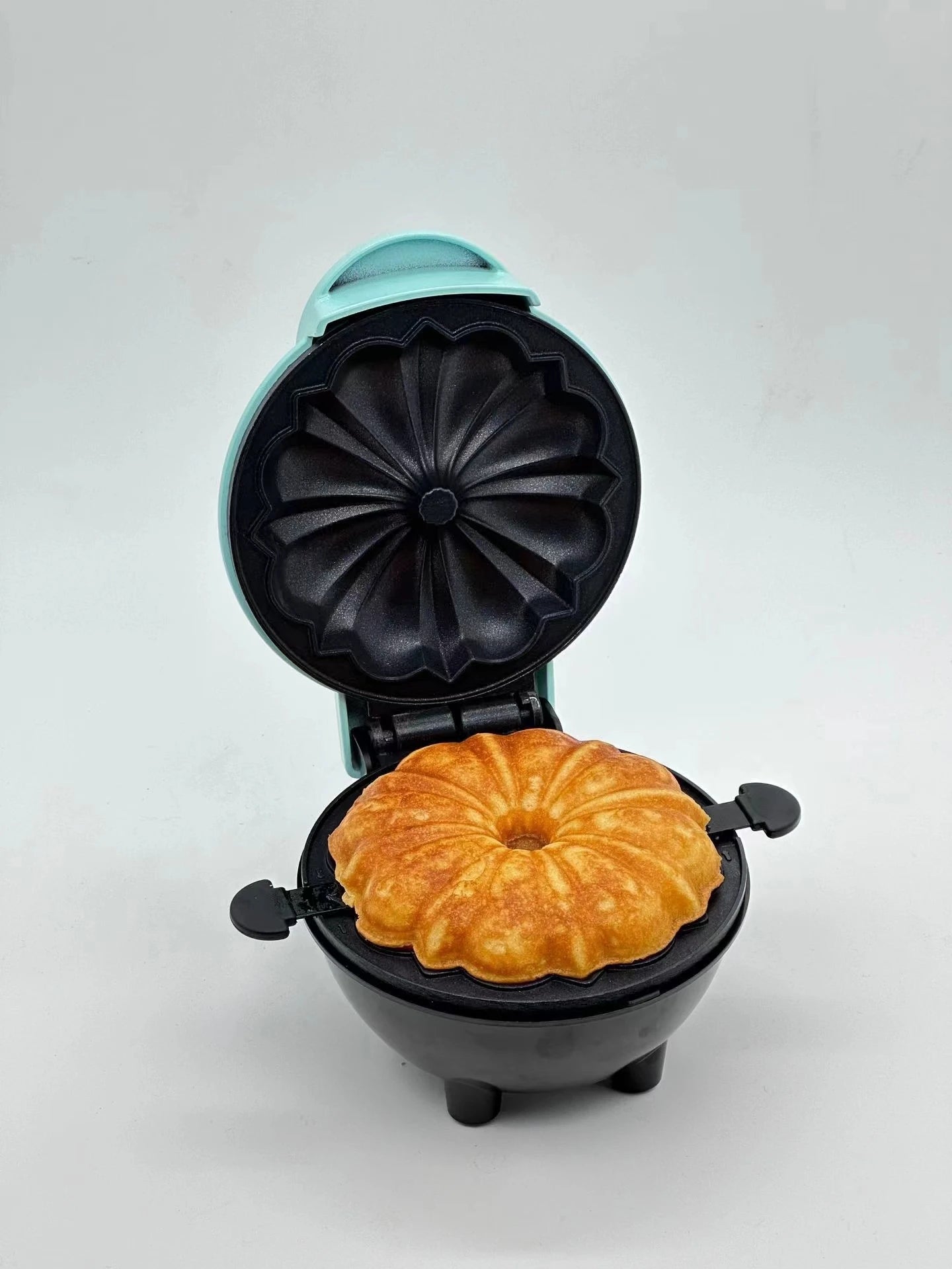 Portable Mini Cake Machine Heating Block Easy to Clean Breakfast Machine Suitable for Kitchen and Home
