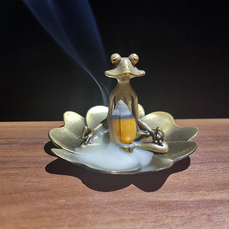 2 in 1 Backflow Incense Burner Metal Alloy Frog with Plate for White Sage Incense Sticks Holder Zen Home Decor Ashtray
